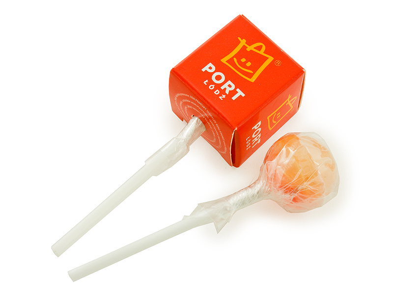 Pulgakommid Kuubiku Kujulise Ümbrisega